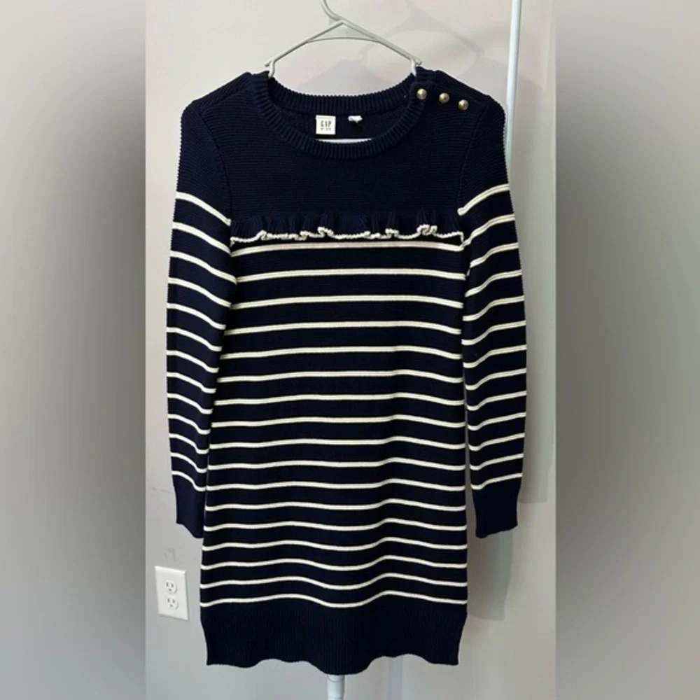 🌟 Gap Kids Navy and White Striped Sweater Dress 🌟